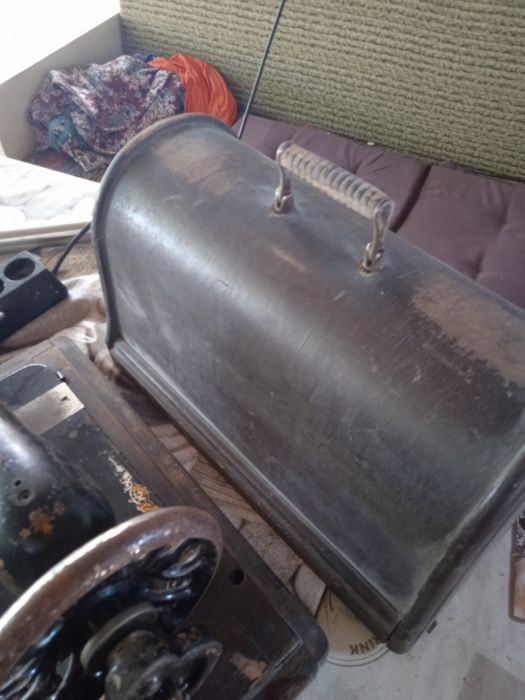 Шевна машина Сингер