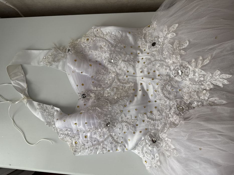 Платье свадебное б/у