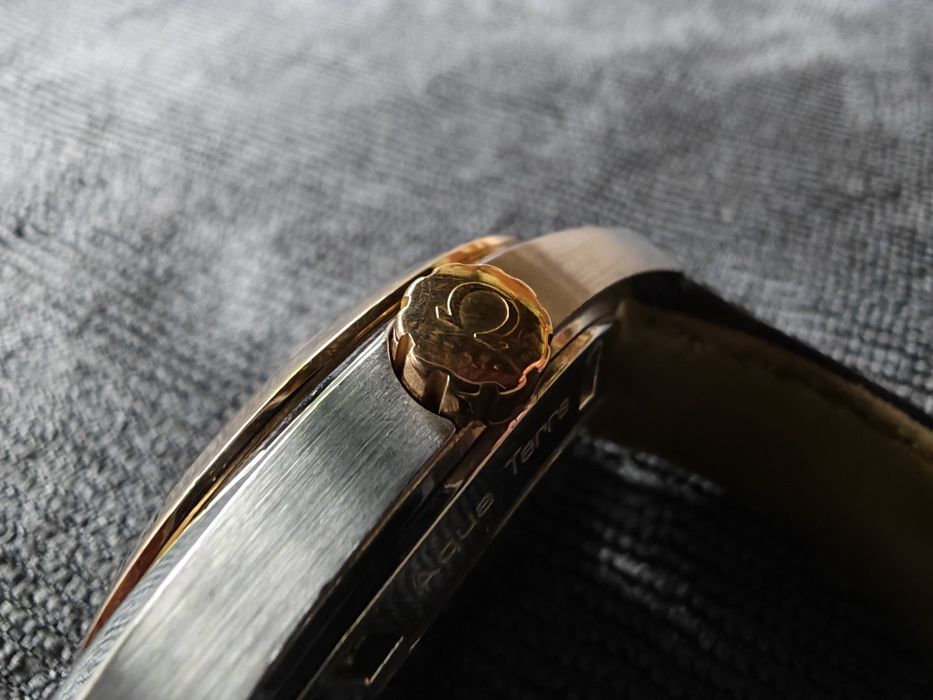 Продавам оригинален часовник omega aqua terra