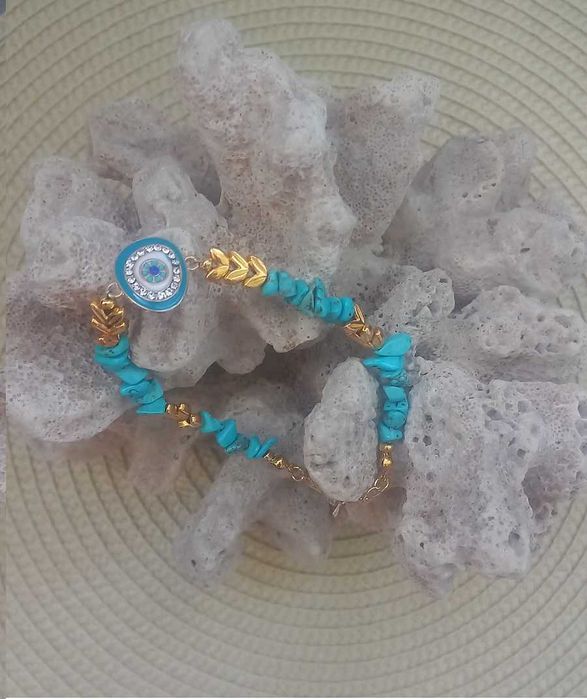 Bratara din Turcoaze albastre, lucrata manual