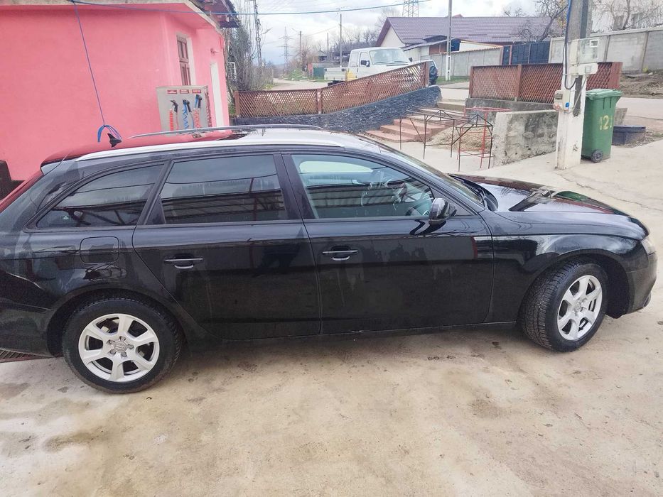 Audi A4  2.0 tdi 2012 pe acte!