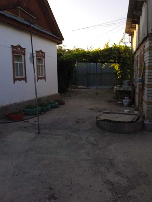 Продается дом с земельным участком