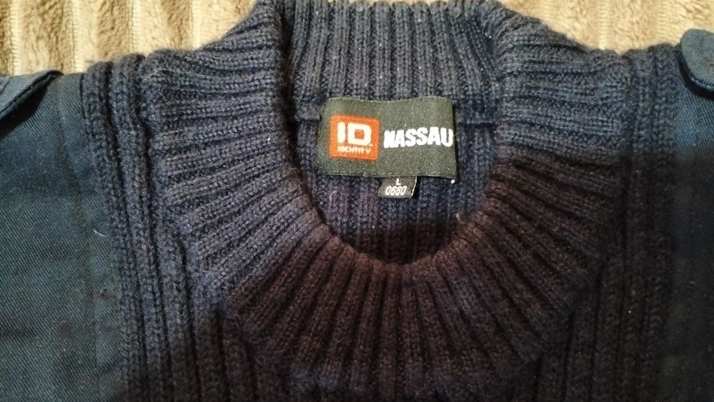 Продам мужской джемпер