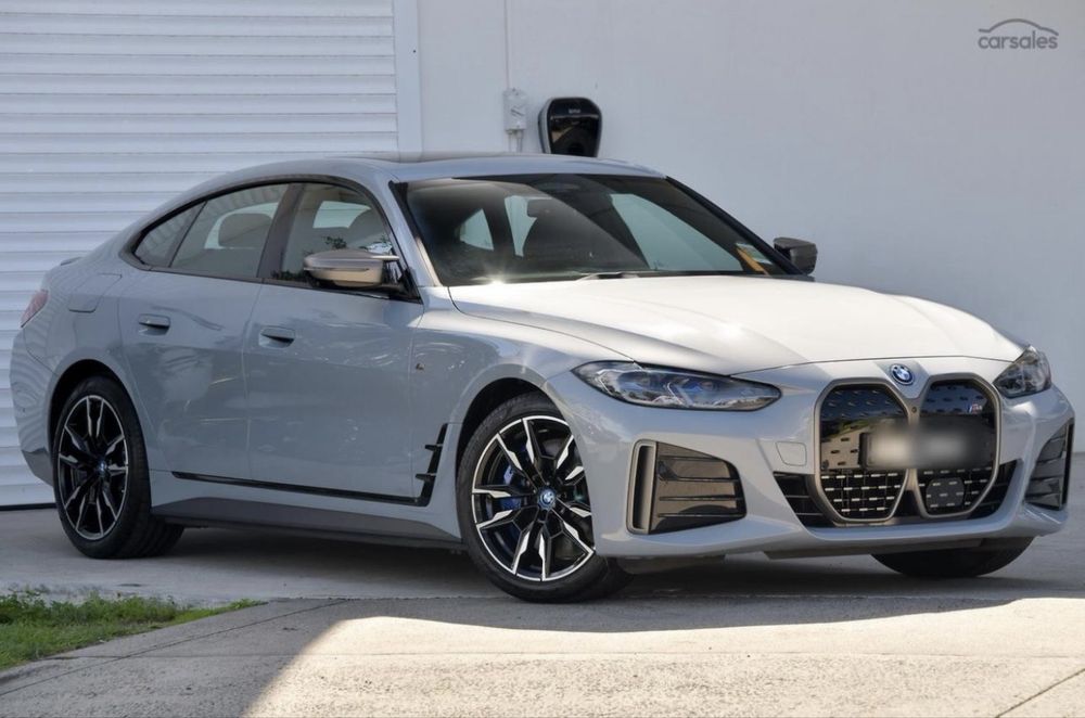 Bmw i4 40L m paket yolda kevoti