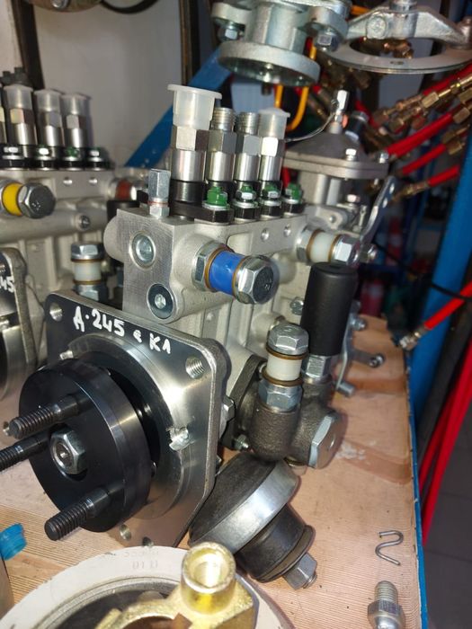 Новый ТНВД с турбиной (топливный насос)