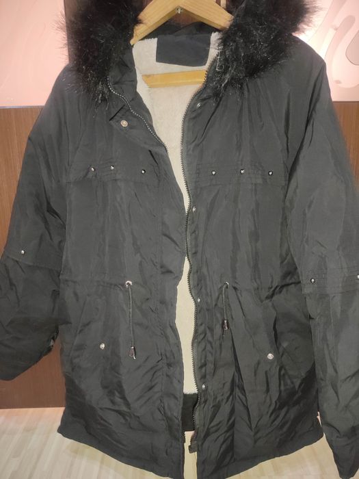 Продам куртки зимние