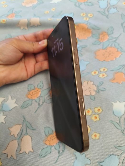 Подам IPHONE 16 PRO MAX 512 GB