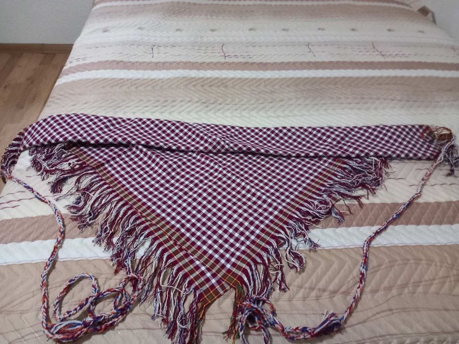 Части от родопска носия, битови и други