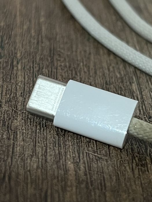 Оригинальный type-c шнур Apple