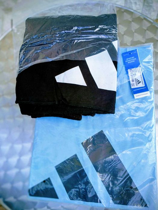 Adidas Unisex Classic Shorts