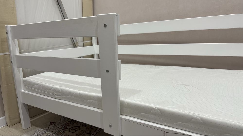 Продам детскую кровать