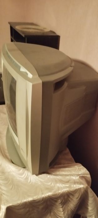 Телевизор LG б/у