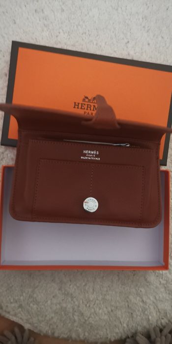 Ново портмоне (Hermes)