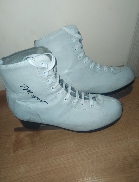 Женские коньки 38-39 р