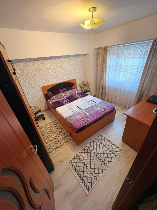 Apartament 3 camere, zona Gării, Republicii