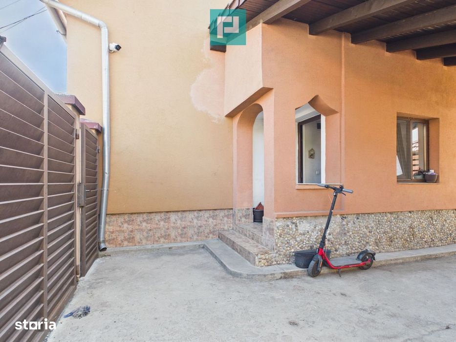 Casă 4 camere, 2 bucătării, 2 băi – zona UTA Arad