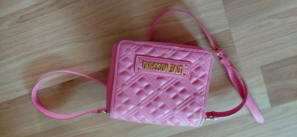 Дамска чанта Moschino