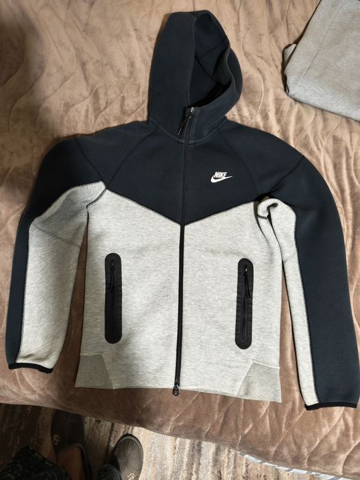 Nike tech fleece