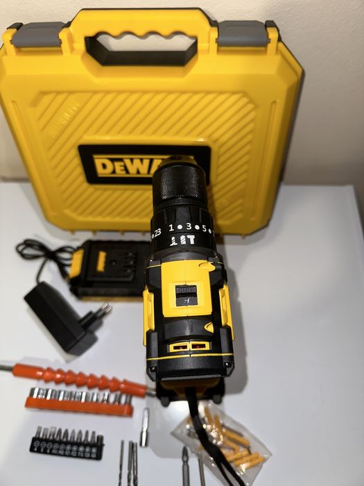 Шурупоерт бес щеточный dewalt 3 режимов