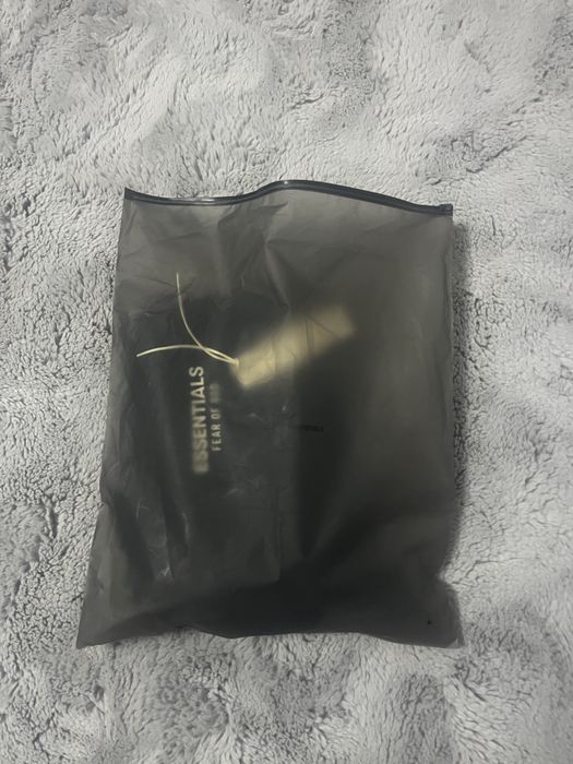 pantaloni scurti essentials