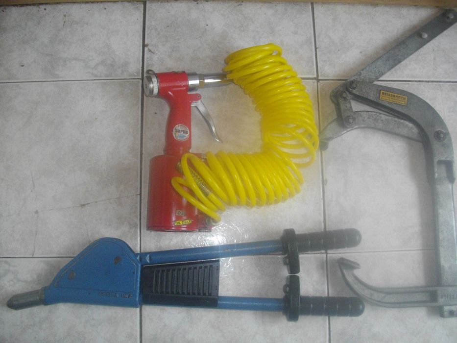 Пневматична Нитачка/ Ръчна Нитачка Профи Грм GESIPA HN2/ Скоба Клапани