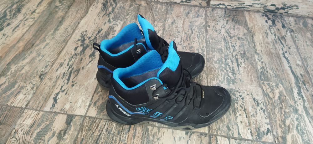 Маратонки 46 Adidas