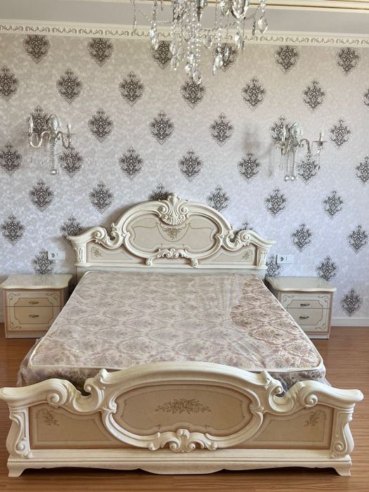 Спальная мебель в отличном состоянии