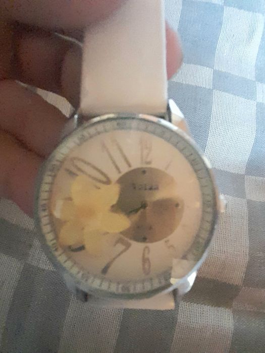 Кварцови електронни часовници