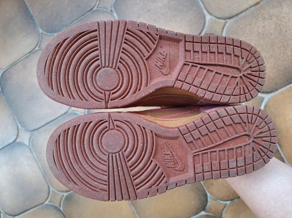 nike dunk low disrupt 2 'desert bronze'
