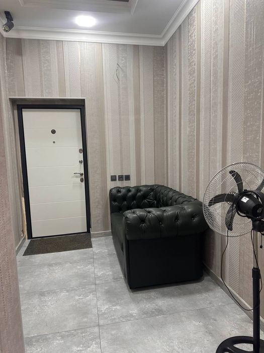 АРЕНДА евро офис - на первом этаже (4 комнаты)