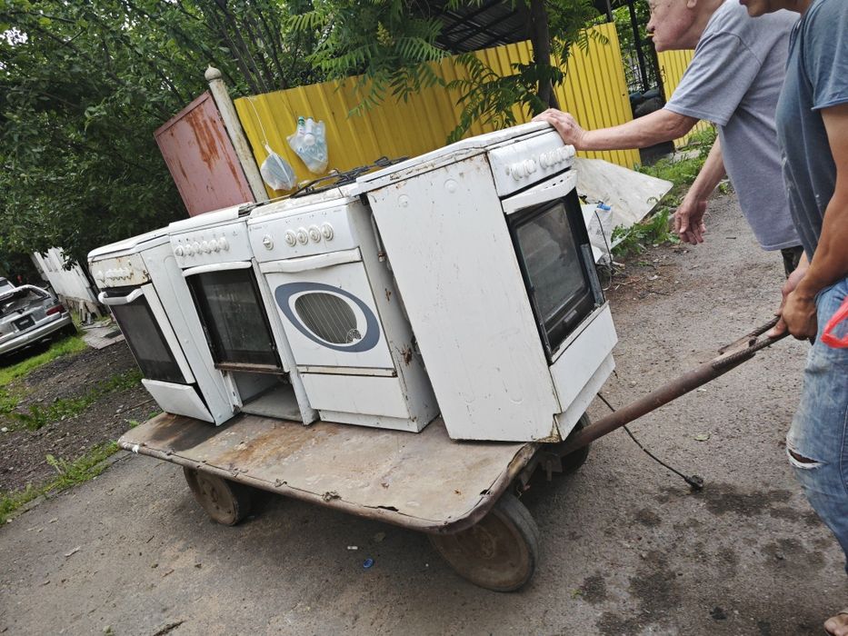 Продам газ плиты