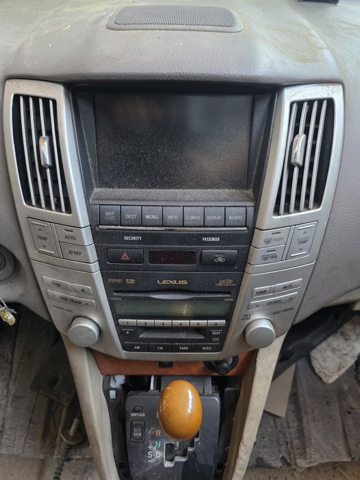 Авто на разбор lexus rx350