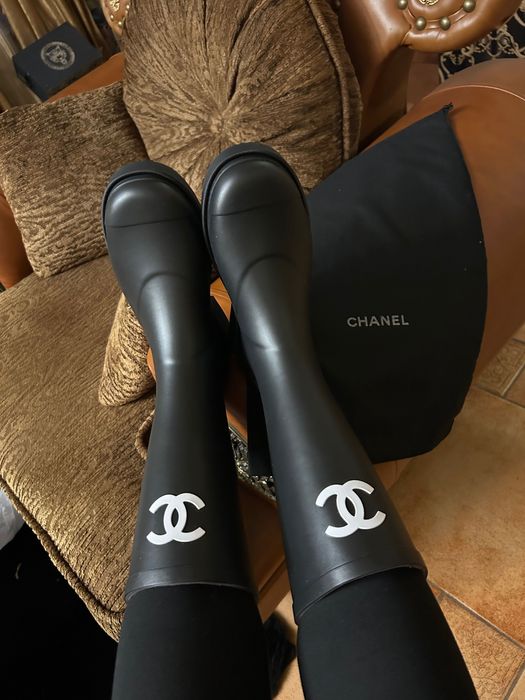 Ботуши на марката Chanel