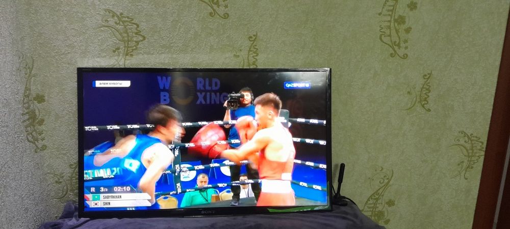 LSD Телевизор SONY BRAVIA 32 дюйма 82см