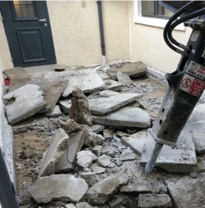 DECOPERTARI , Debarasāri moloz si  moluz decopertāri, echipā rapidā