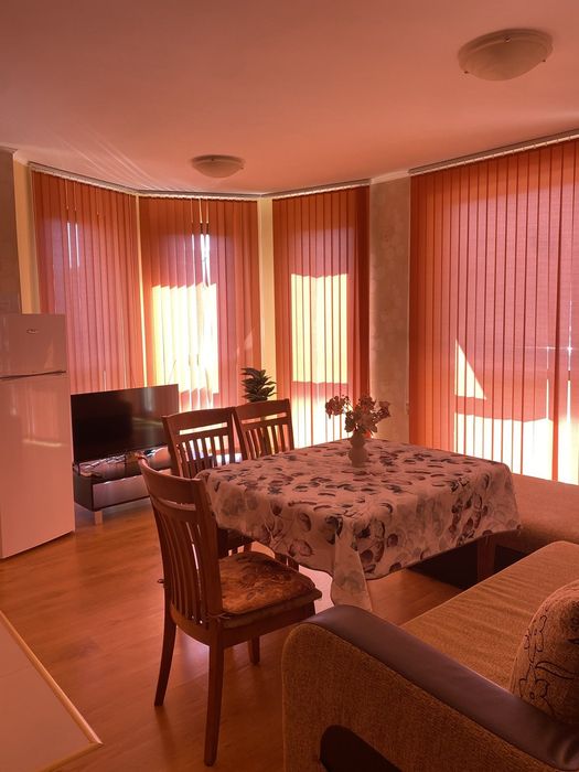 Дава се под наем Двустаен апартамент в Видин, Гео Милев - 65 кв.м за 400 € - Снимка #1