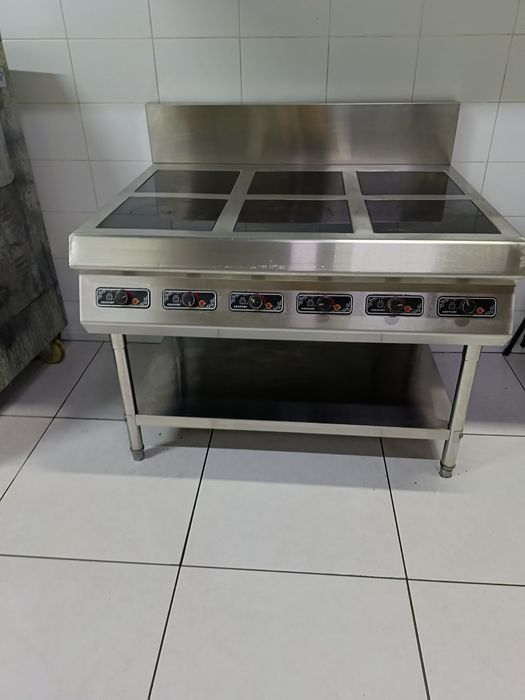 Продам электрическую 6 ти комфорочнуюплиту.