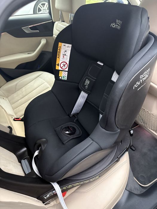 Vand scaun masina Britax Romer Dualfix Pro i-size  foarte