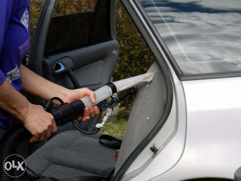 Aspirator cu spalare tapiterie injectie extractie