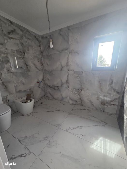 Vila parter + etaj  selgros malu mare