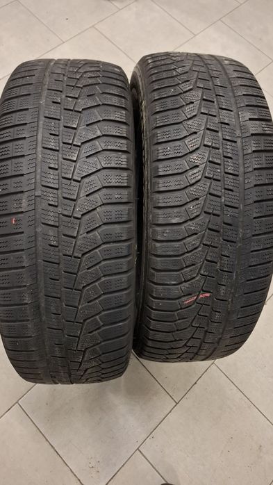 2бр зимни гуми Hankook 225 60 18