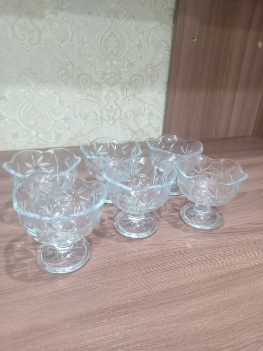 Продам салатницы 6шт