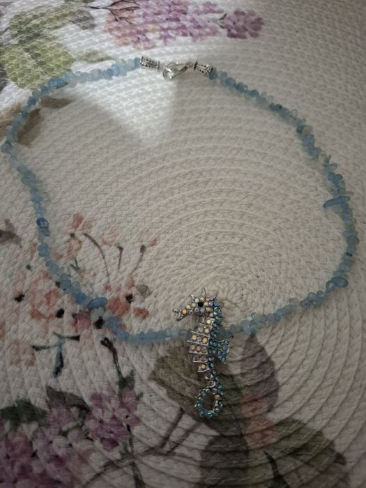 Colier acvamarin cu lungimea de 44 cm