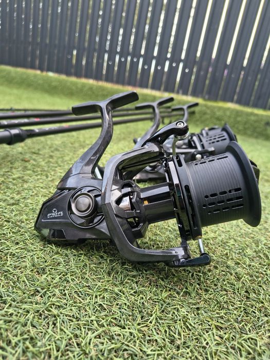 Set 4 Lansete UltraTeam 3.9m + 4 Mulinete VNQ Titans 14000