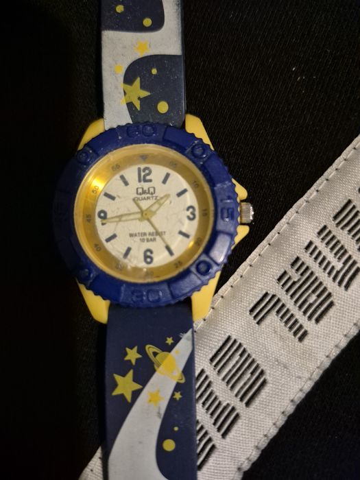 Часовник Q&q подарявам.Нов.Детски