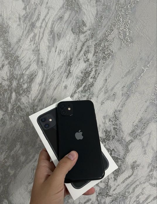 Продам iPhone 11 128