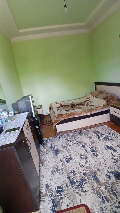Uy sotiladi 6sotix 2sotix zaxvat