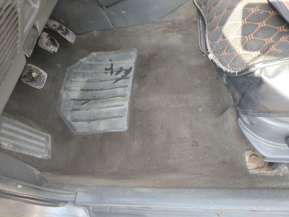 Продам Мазда универсальный 1992