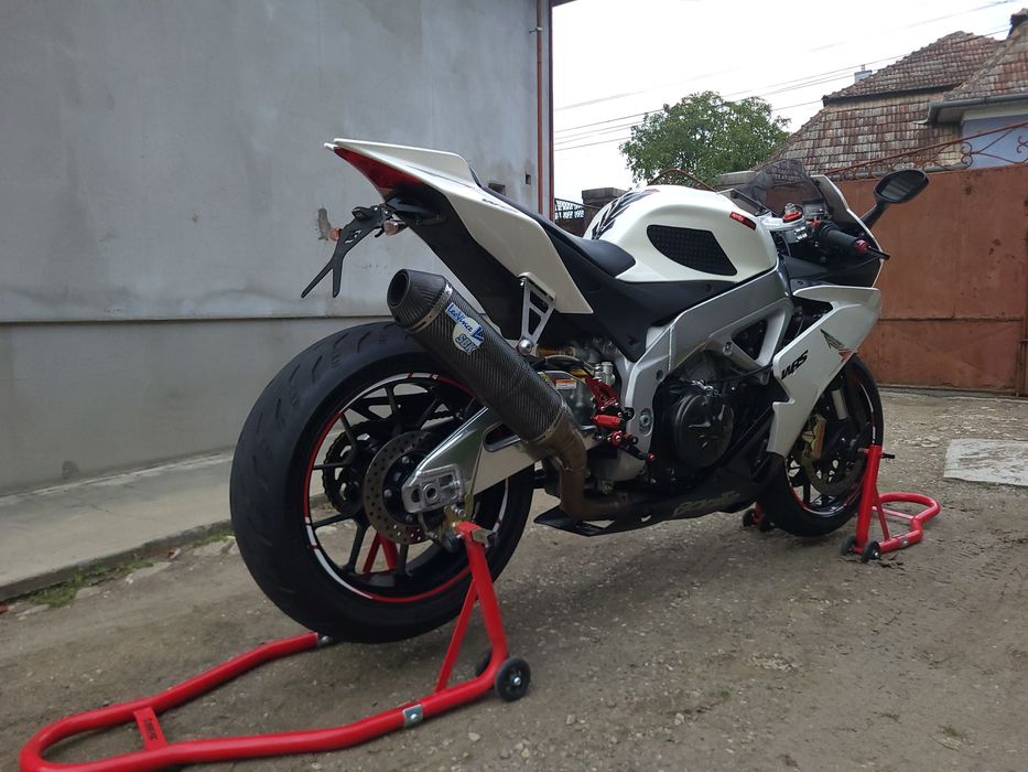 Vand Aprilia RSV4 R1000 180cp 2010