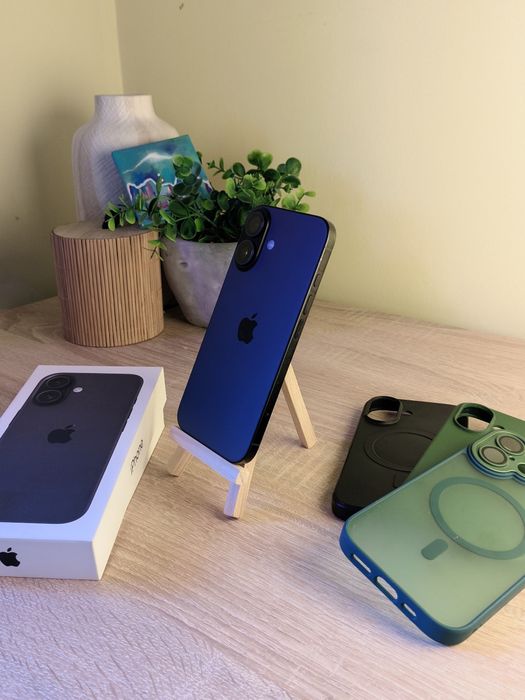 Iphone 16 128gb 90% bat., Black, Full box + 3 huse